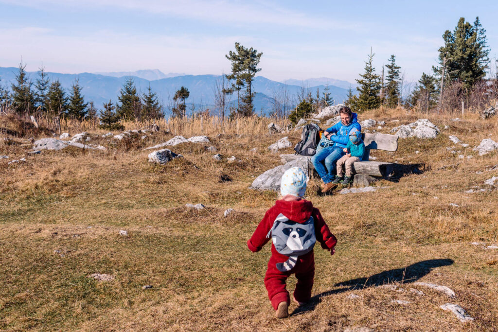 Familienreportage auf dem Schöckl bei Herbstwanderung mit Kindern
